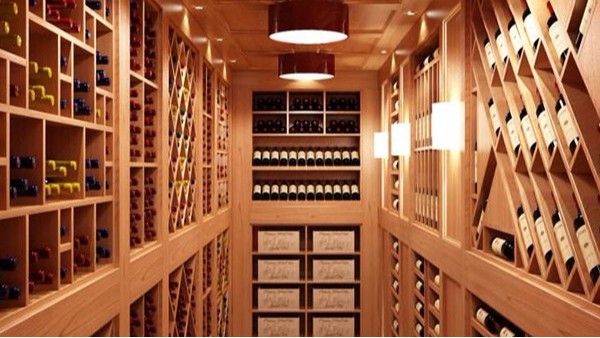 酒窖應(yīng)該選怎樣的酒架呢